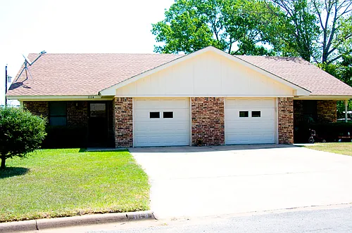 111A Willow Ln Photo 1