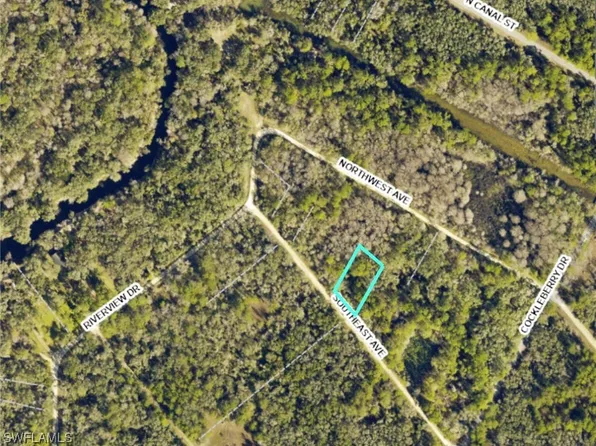 7398 Southeast Ave, Webster, FL 33597