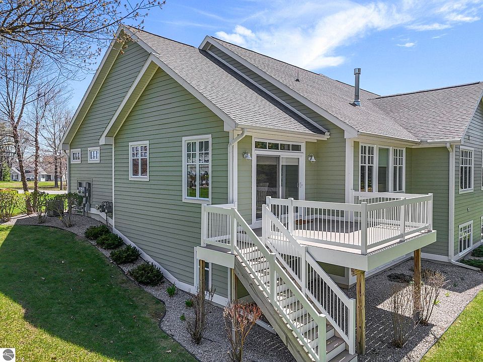 1st image of 188 Wildwood Meadows Dr #10