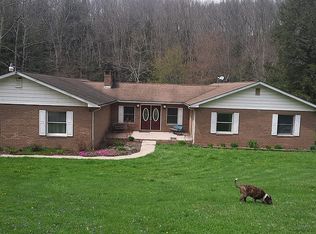 232 Dan Town Rd, Philippi, WV 26416