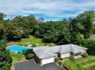 85 Center St, Wolcott, CT 06716