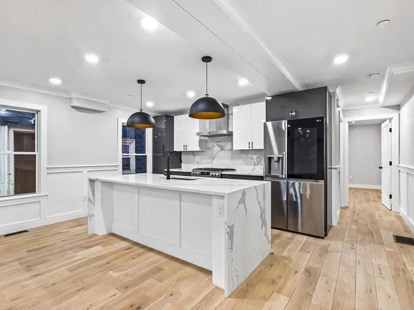 14 Hillside Park #1, Somerville, MA 02143