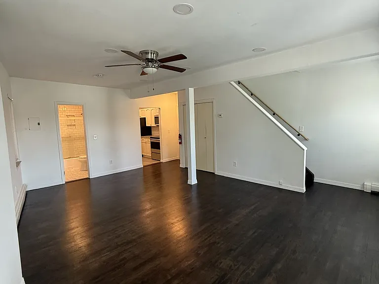 140 Union St — Photo 6