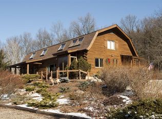 7227 Mountain Rdg, Dexter, MI 48130