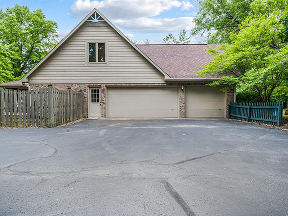 4th image of 7533 Deerfield Dr