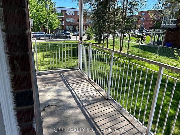 4th image of 6 Hill Heights Rd #104