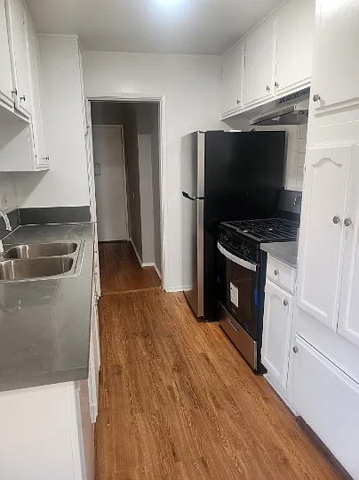 235 S Rampart Blvd #102 — Photo 4