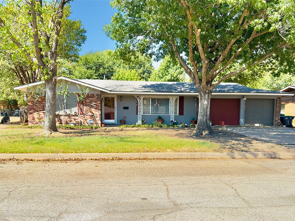 1st image of 1552 Montclair Dr