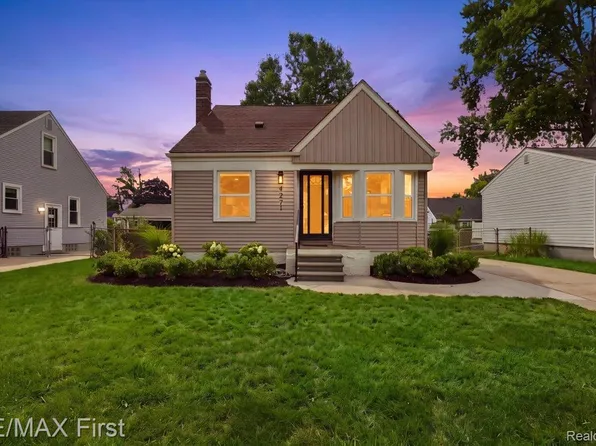 4271 Thomas Ave, Berkley, MI 48072