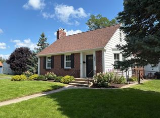 205 5th St SW, Plainview, MN 55964