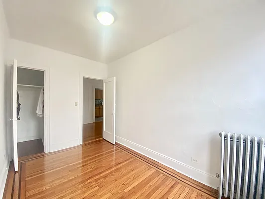 Rented by Mae Equities | media 7