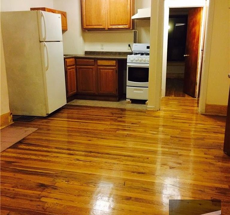 1st image of 48 4th Ave #Garden1