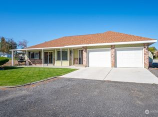19708 Saint Andrews Dr NW, Soap Lake, WA 98851