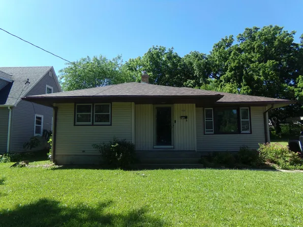 1120 Ashland Ave, Rockford, IL 61101