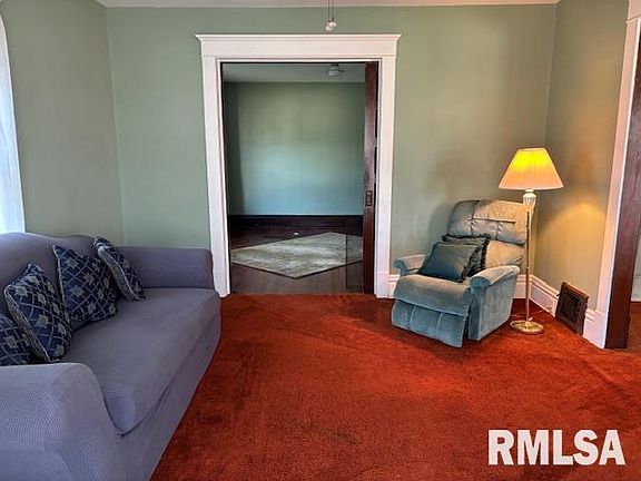 4th image of 220 S Main St
