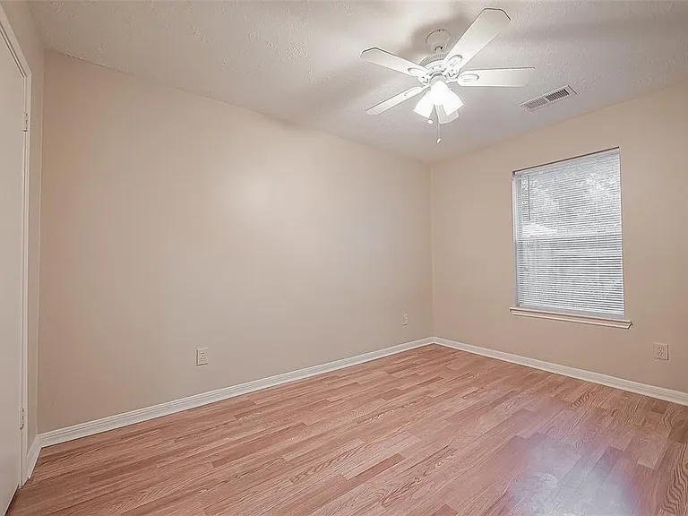 22319 Rangeview Dr — Photo 13