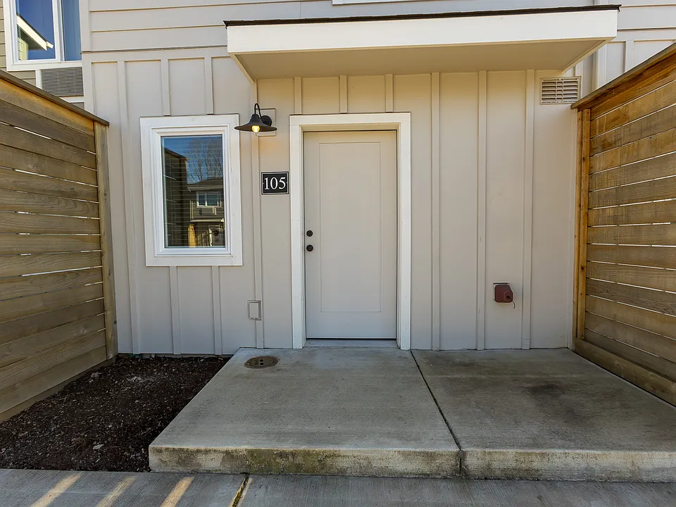 2901 SE Waverly Dr #110