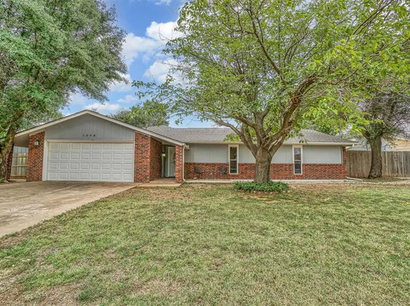 1008 Trail Dr S, Altus, OK 73521