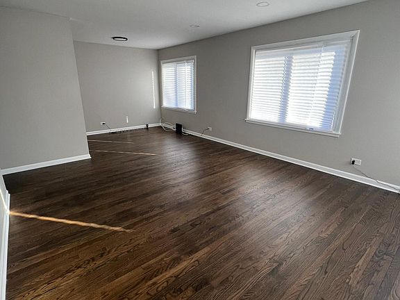 5th image of 3242 Roesner Dr