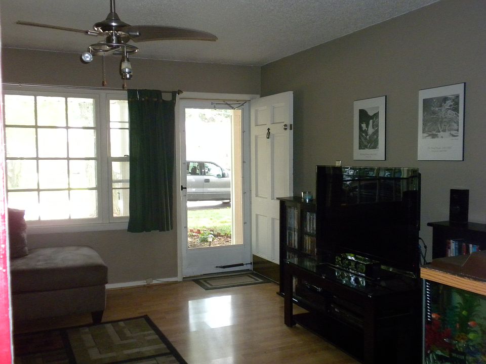 1st image of 1804 W Glenn Ellyn Dr