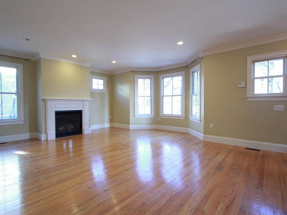 Grand Living-room