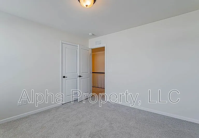 12 Irvington Dr — Photo 23