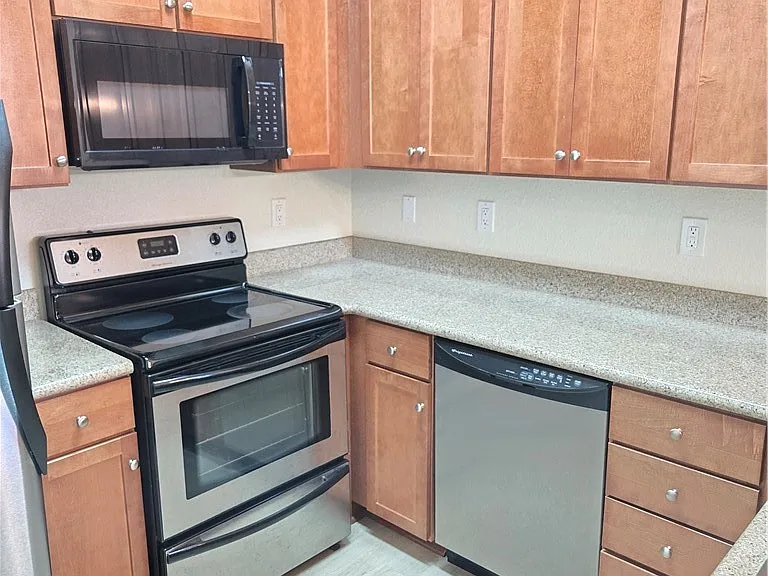 4400 S Jones Blvd #2103 — Photo 47