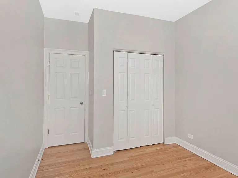 535 E 43rd St #3W — Photo 11