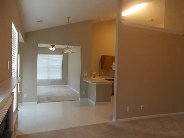 696 Churchill Downs Dr — Photo 12