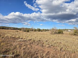 1061 W Canyon Rd, Williams, AZ 86046