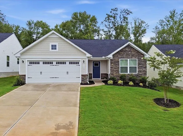 119 Baylor Dr, Gray Court, SC 29645