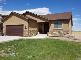 5616 Mark Twain Ln, Pueblo, CO 81008