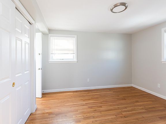 4th image of 3 Sagamore Ave APT 2R