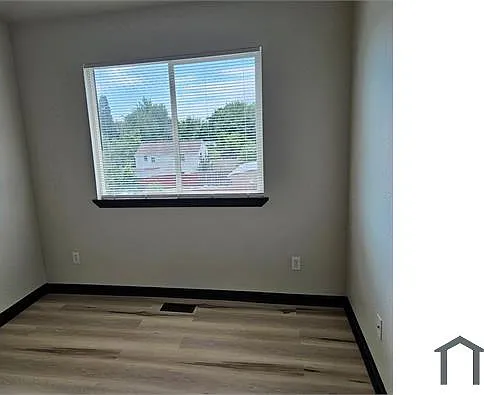 4 bed, 1200 sqft, $3,000 — Photo 4
