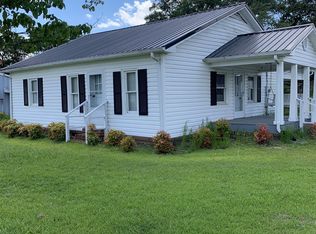 2220 Hockaday Rd, Four Oaks, NC 27524