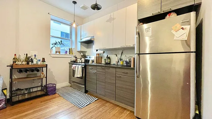 Rented by Brooklyn High Rise LLC | media 6