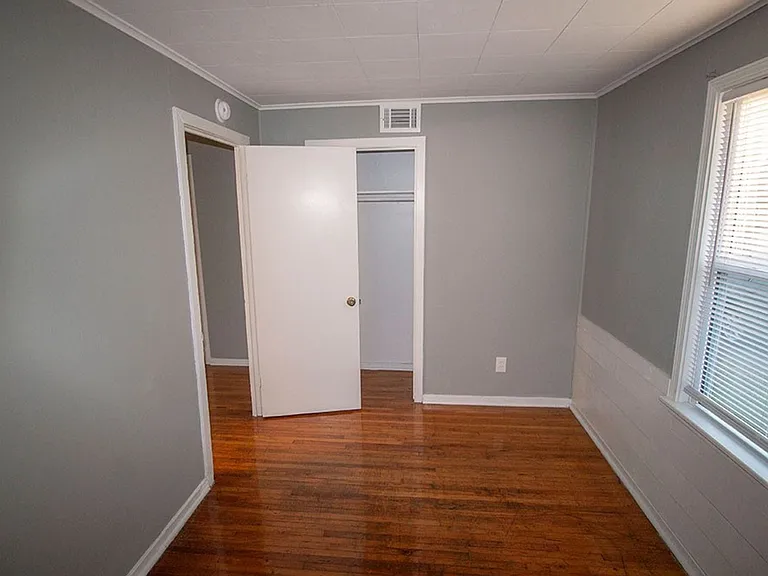 1507 W Worley St — Photo 25