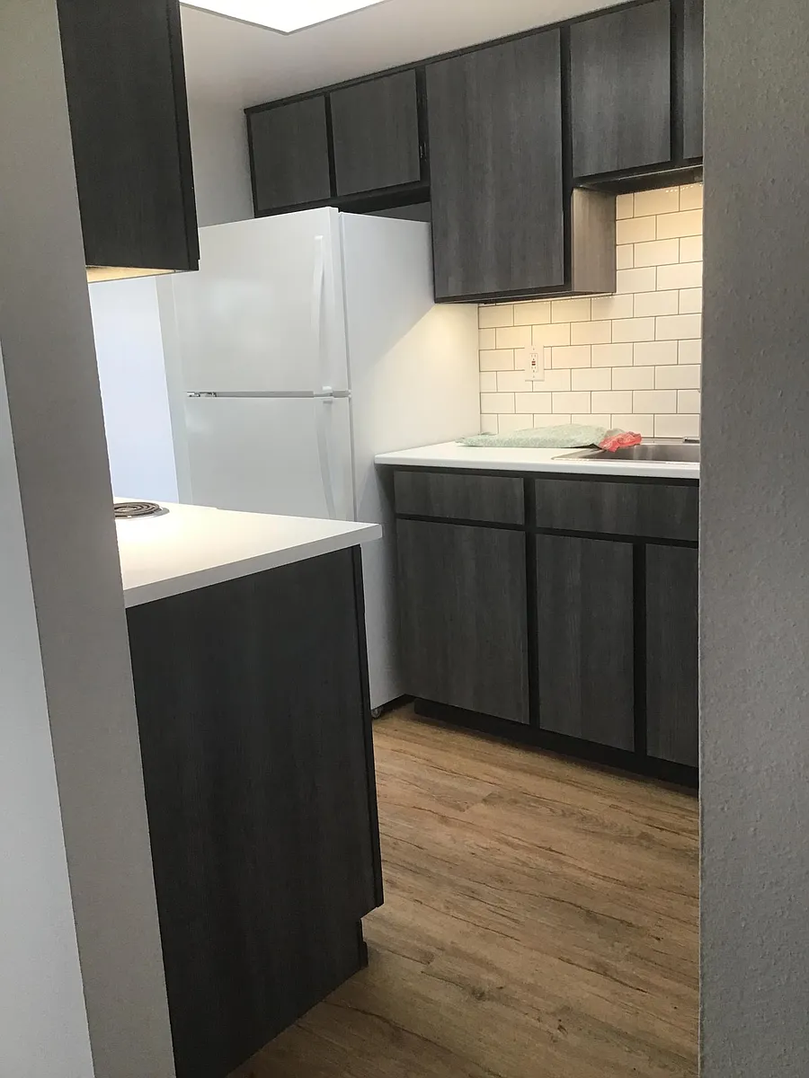 Building Photo - 3805 S Angeline St #9