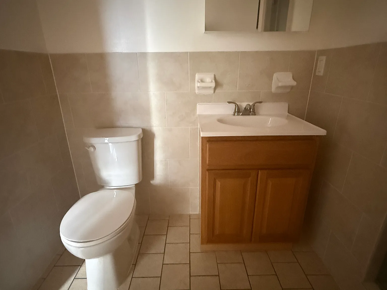1 bed, 700 sqft, $1,800 — Photo 3