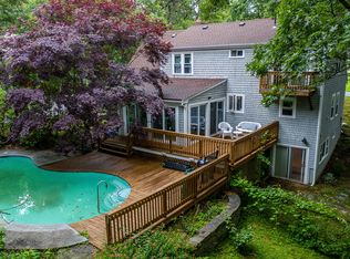 49 Goat Field Ln, Barnstable, MA 02630