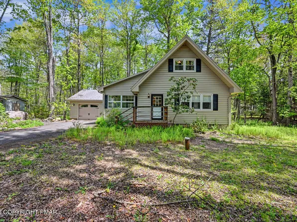 122 Sweet Briar Rd, Pocono Pines, PA 18350