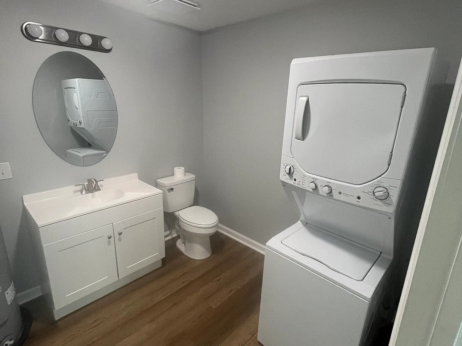 2 bed, 1.5 bath, 688 sqft, $1,350 — Photo 4