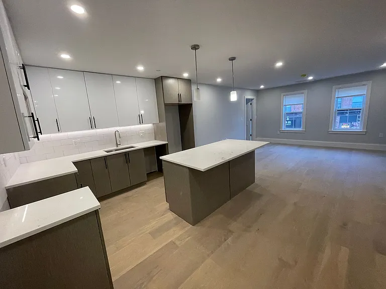 425 Market St #200 — Photo 11