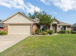 1544 Rockhurst Dr, Fort Smith, AR 72908