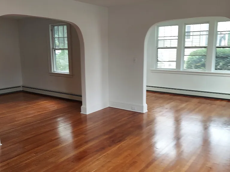 36 Rakoczy Ave — Photo 7
