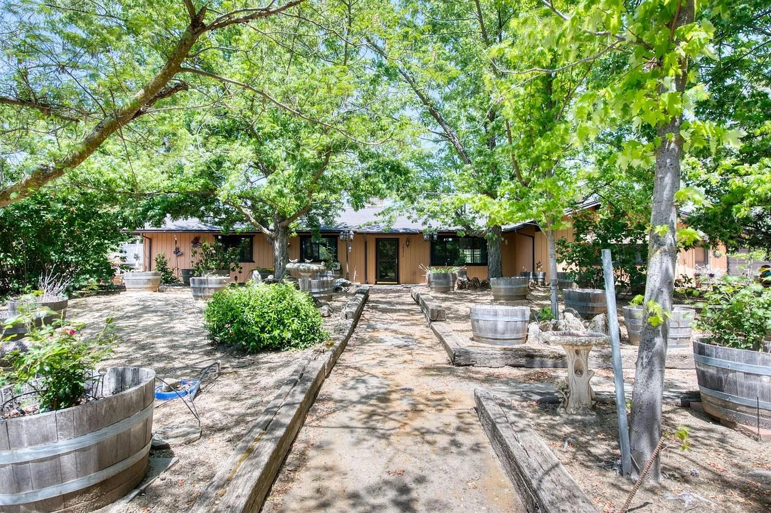 30253 Auberry Rd photo 1