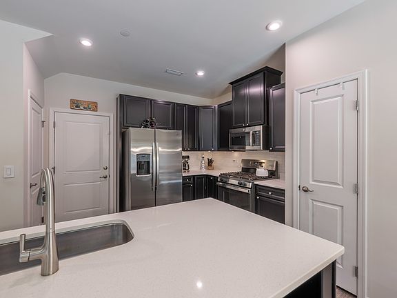 4th image of 3363 Helene Rieder Dr