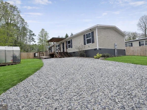 112 Fisherman Cv, Lavonia, GA 30553