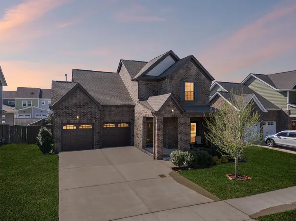 1017 Violet St, Spring Hill, TN 37174