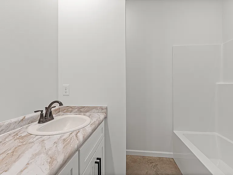 107 Cody Ln — Photo 7